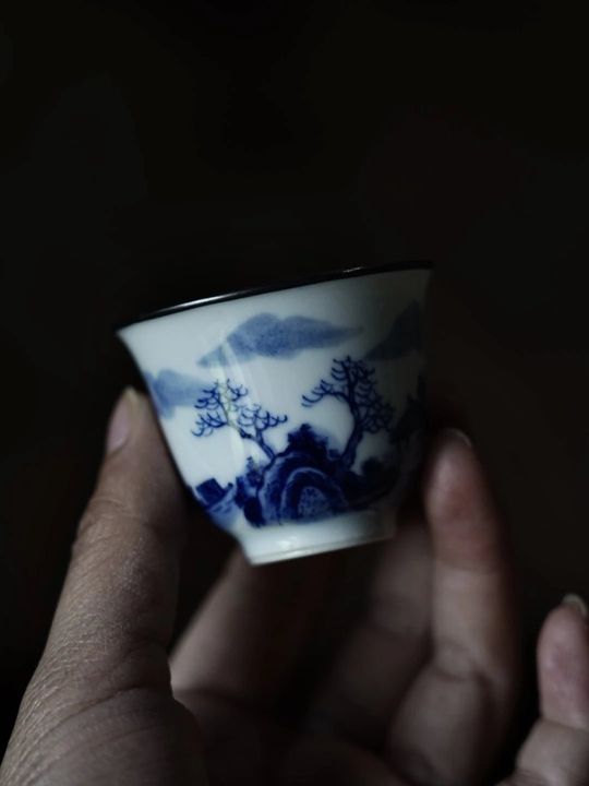 雲由拟古｜银口青花杯